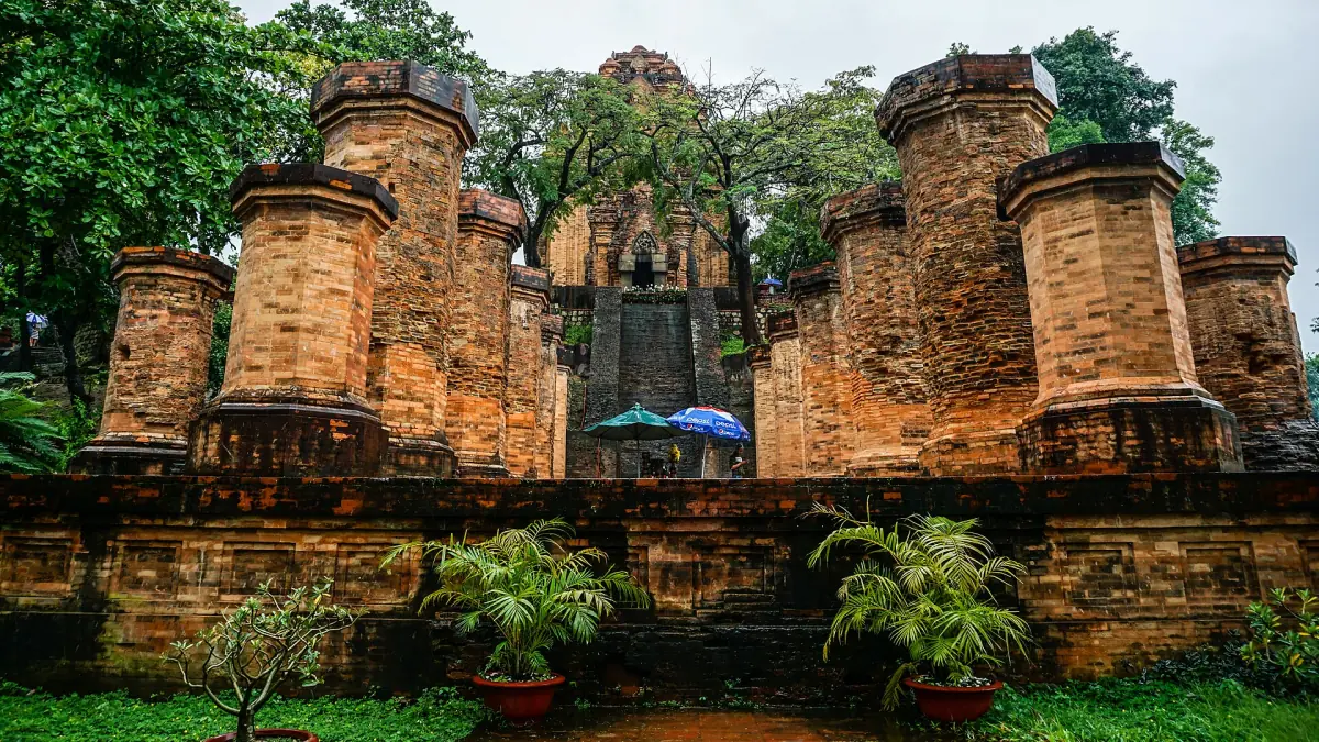 A row of Cham towers at Po Nagar